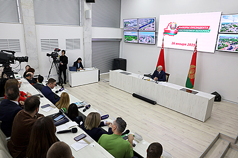 Lukashenko suggests developing common criteria for assessing democracy